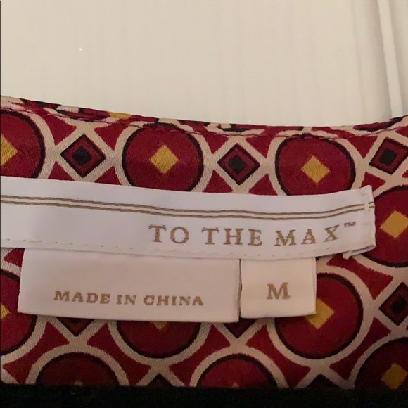 women’s patterned dress - Picture 2 of 2